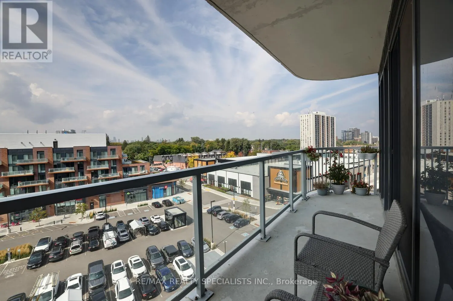 604 - 220 MISSINNIHE WAY
