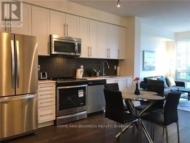 1505 - 510 CURRAN PLACE