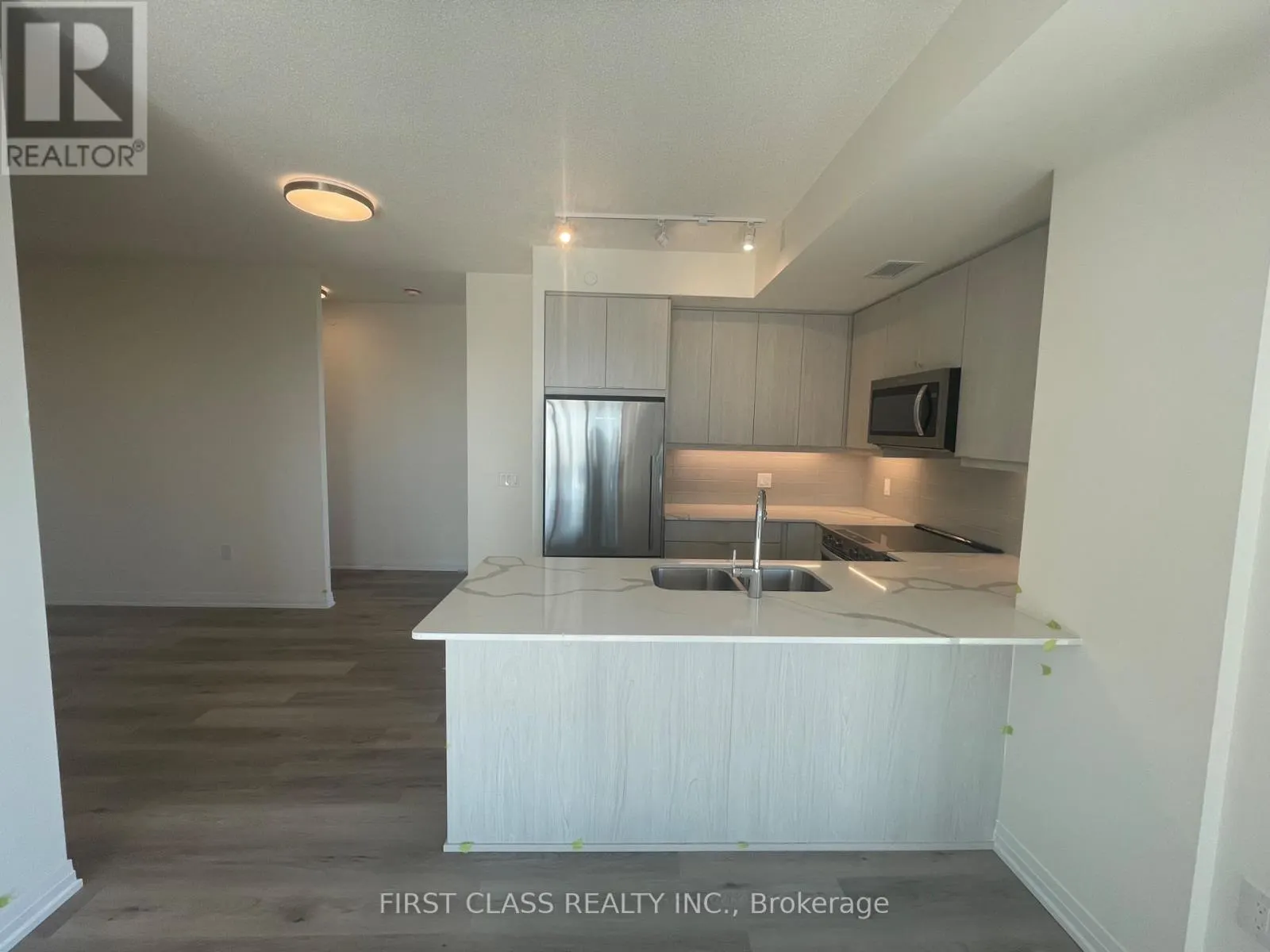1201 - 15 WATERGARDEN DRIVE