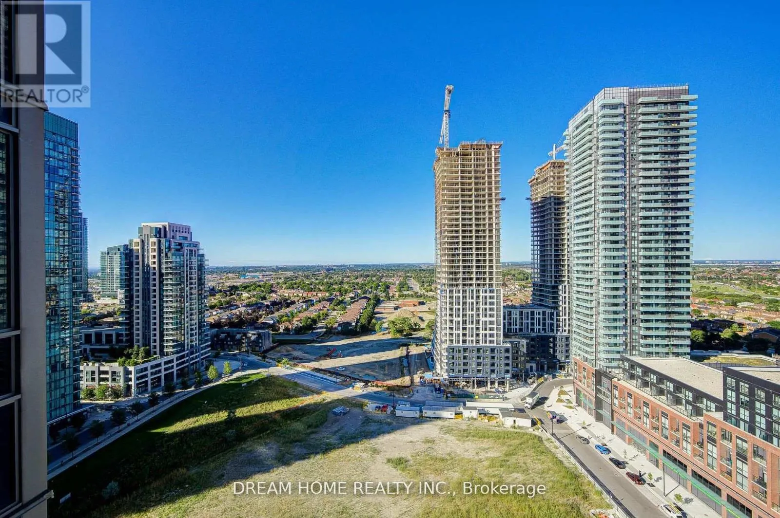 2004 - 388 PRINCE OF WALES DRIVE