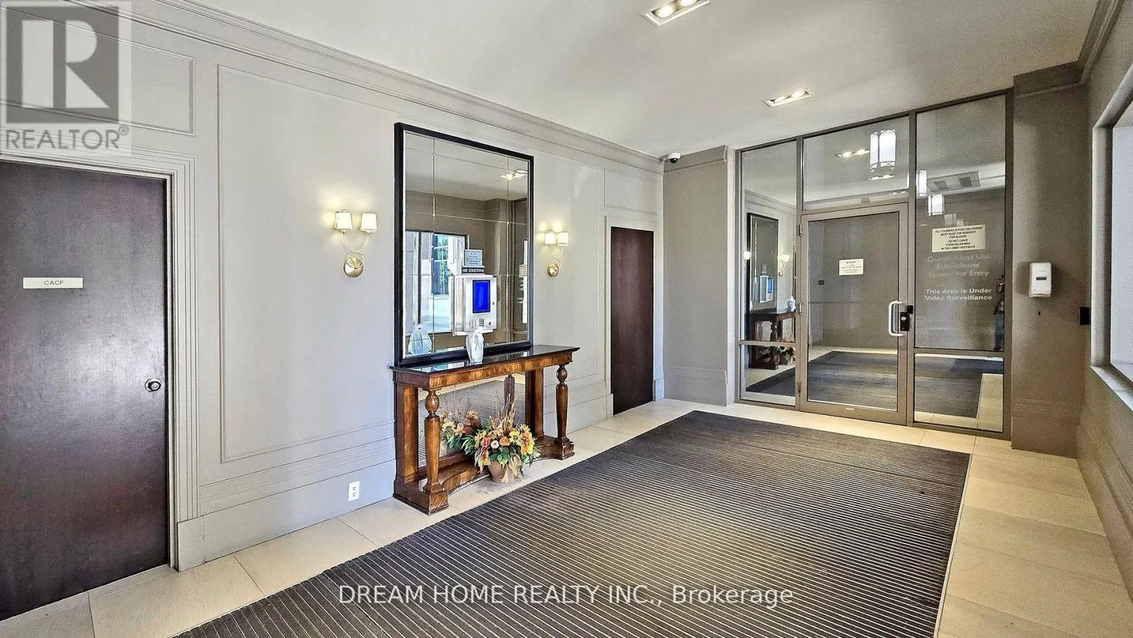 2004 - 388 PRINCE OF WALES DRIVE
