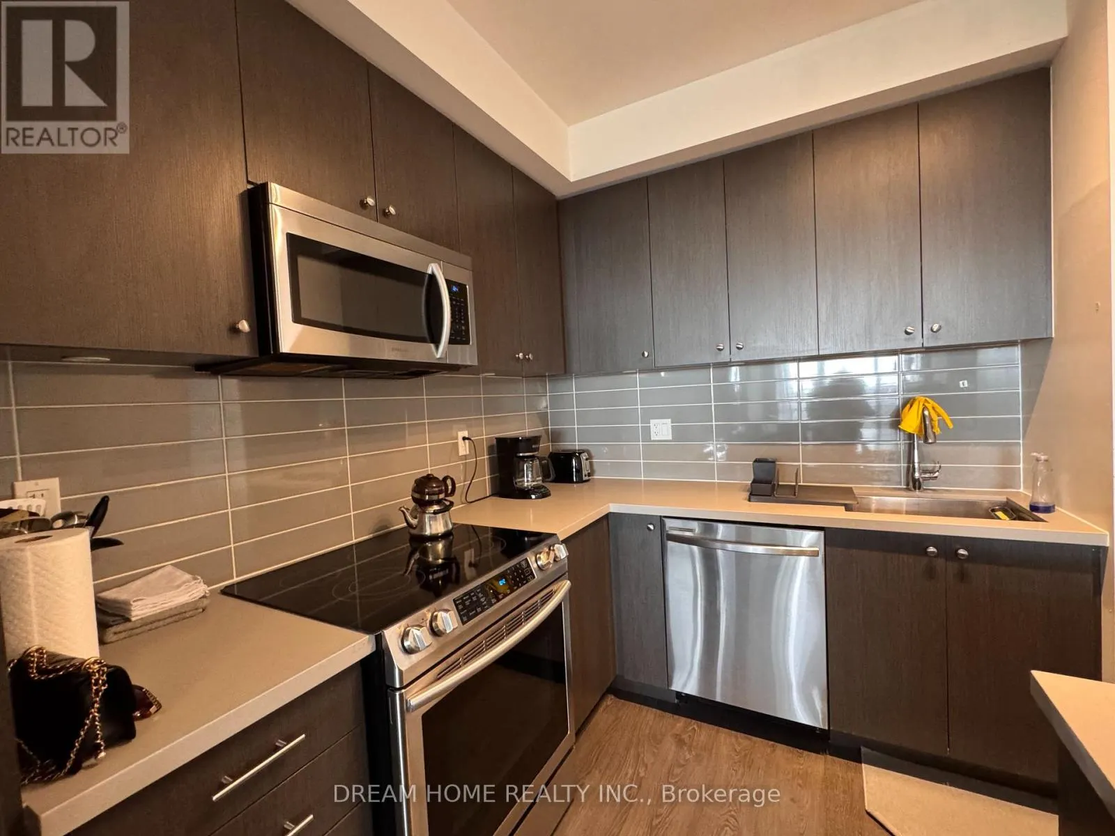 1506 - 4699 GLEN ERIN DRIVE S