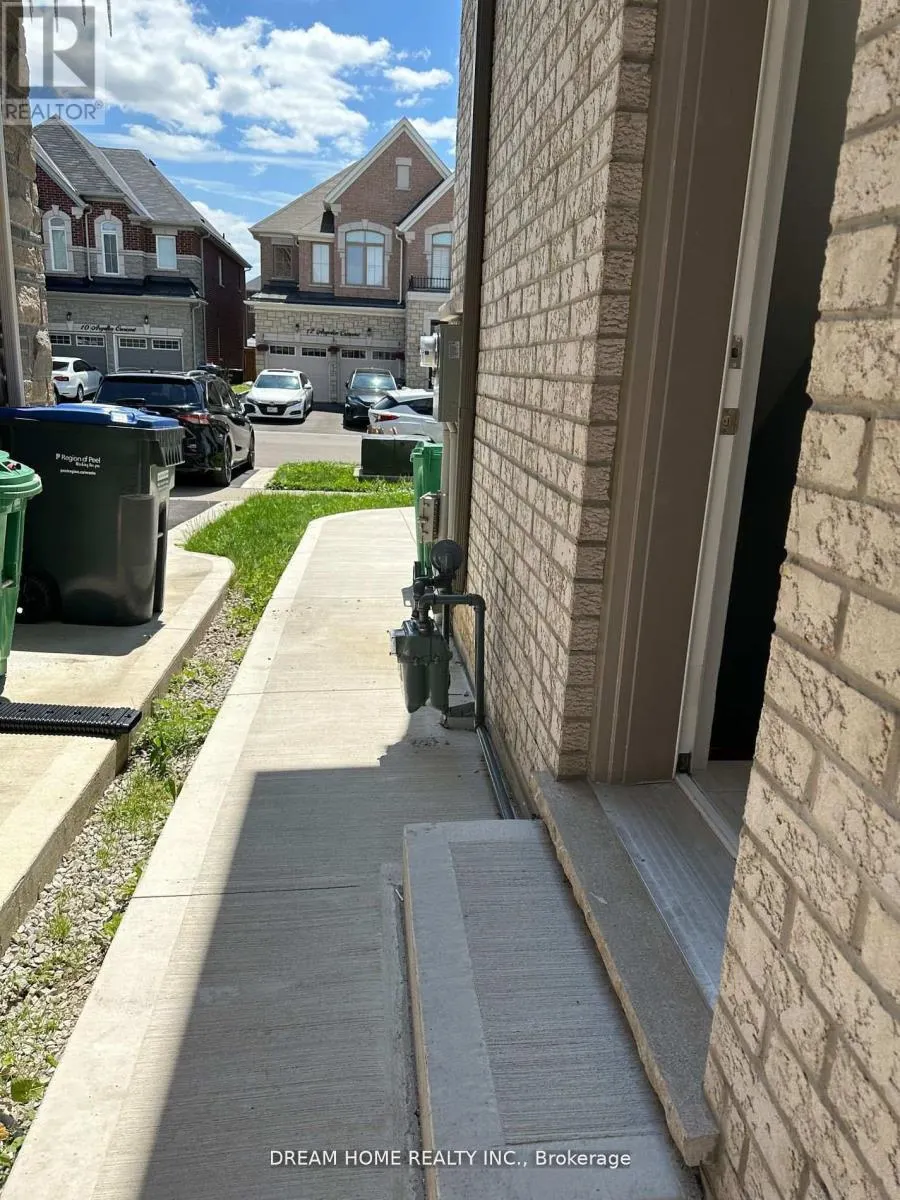 11 ARGELIA CRESCENT E