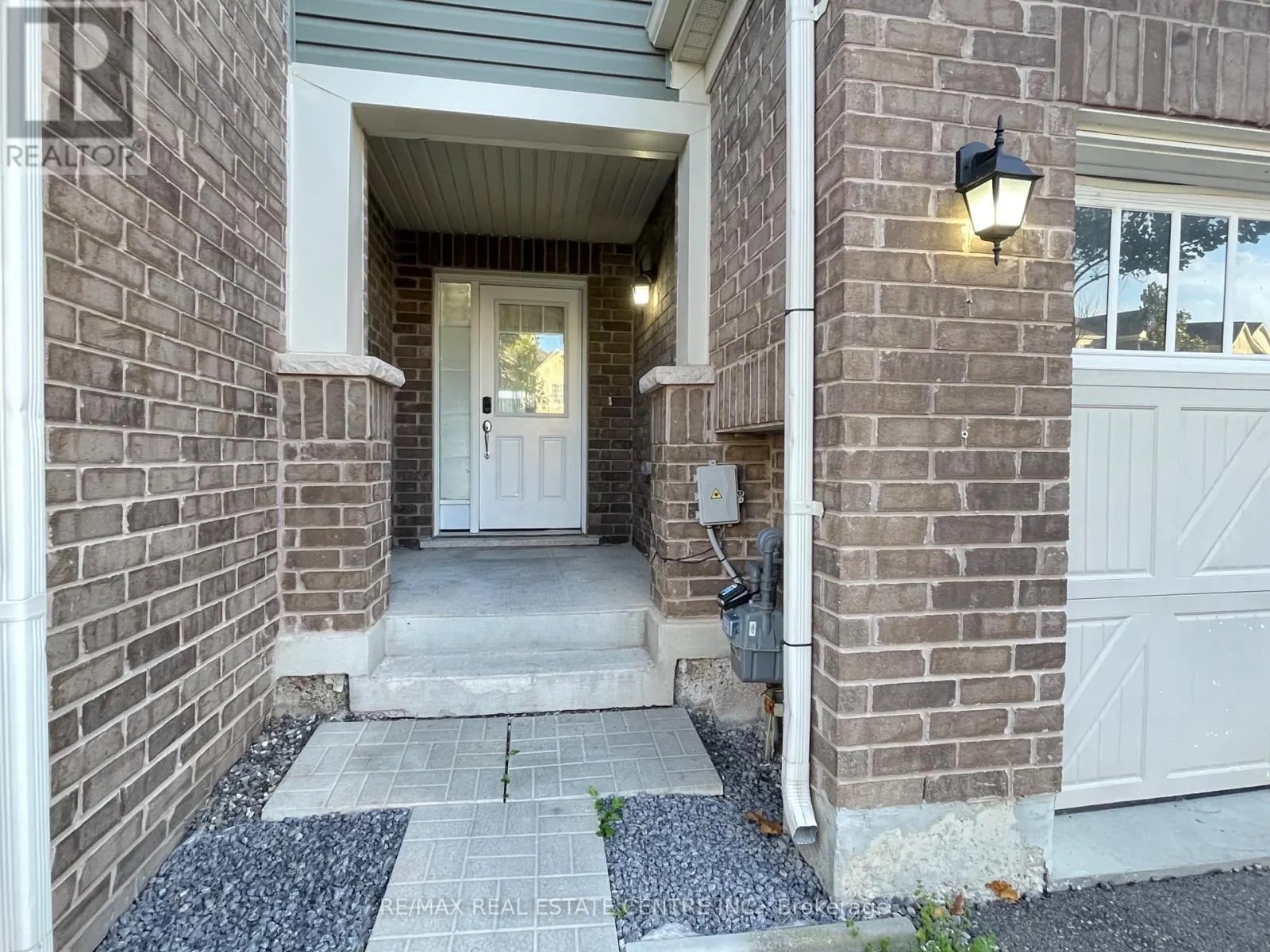 14 QUILLBERRY CLOSE