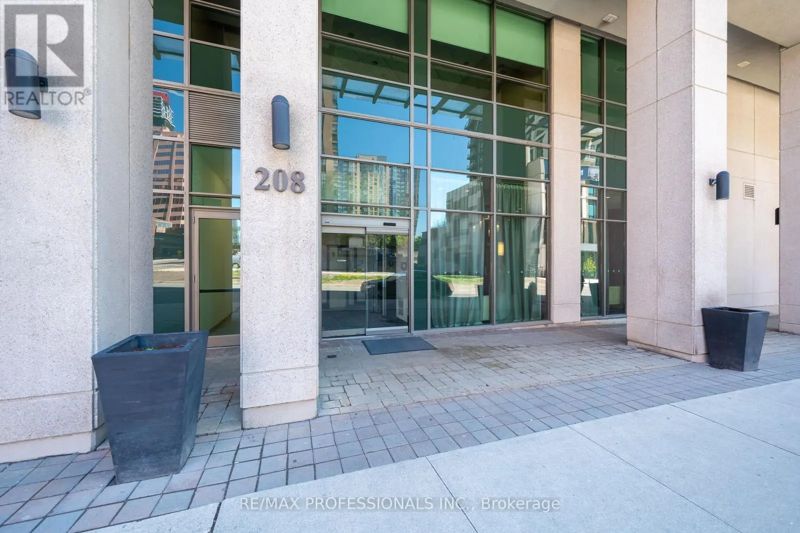 1703 - 208 ENFIELD PLACE