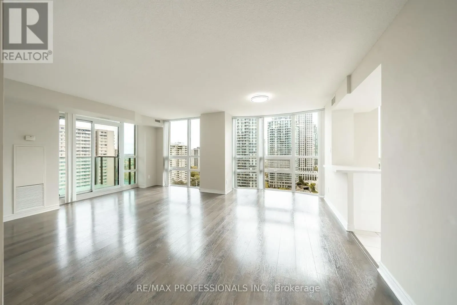 1703 - 208 ENFIELD PLACE