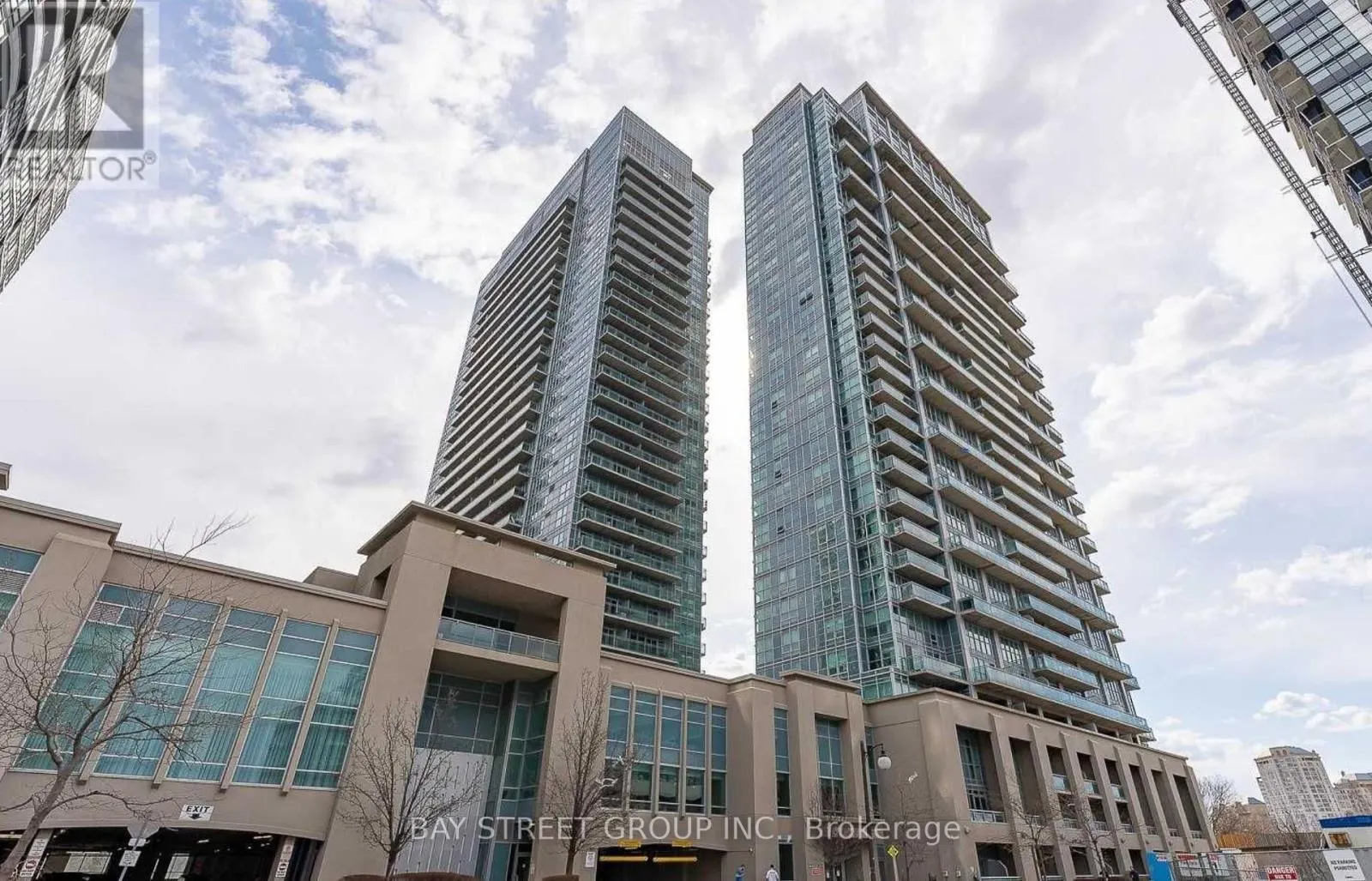 1634 - 165 LEGION ROAD N