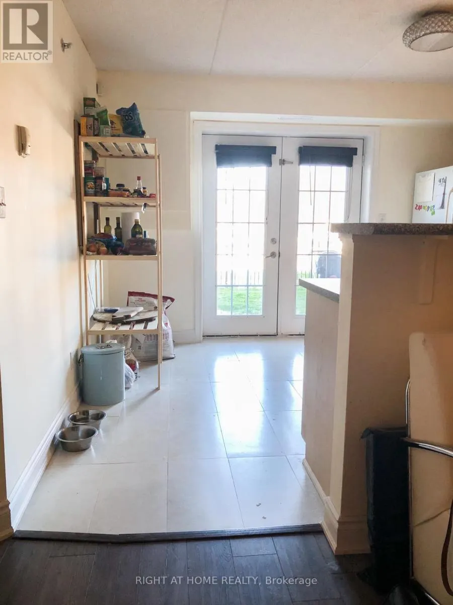 105 - 1480 BISHOPS GATE E