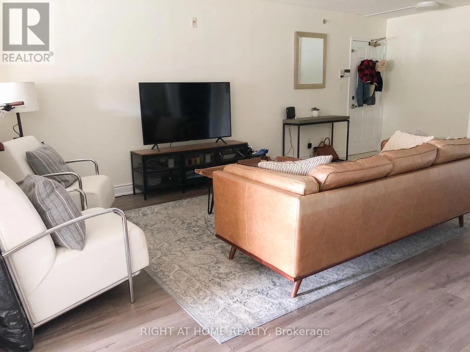 105 - 1480 BISHOPS GATE E