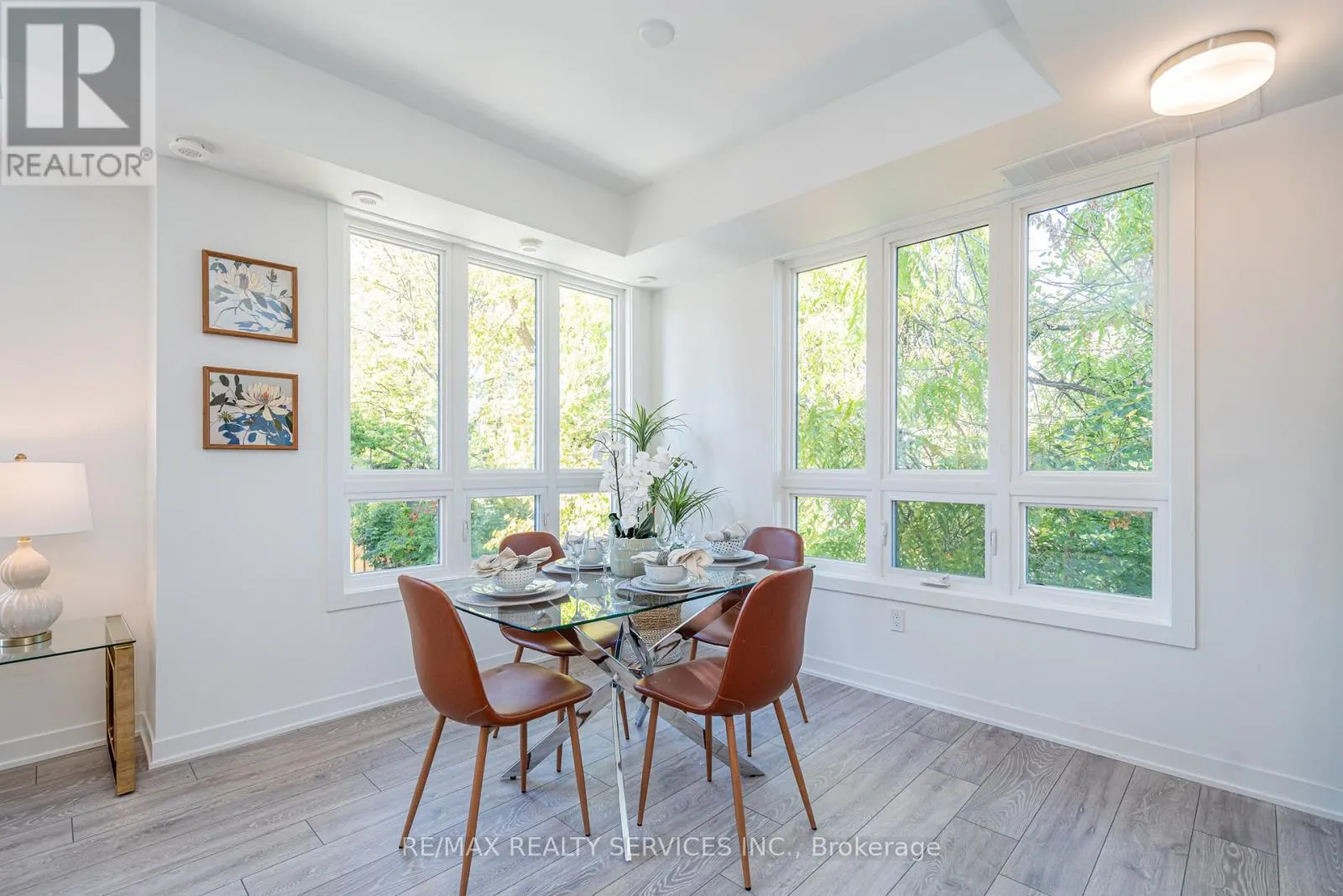 16 - 4017 HICKORY DRIVE