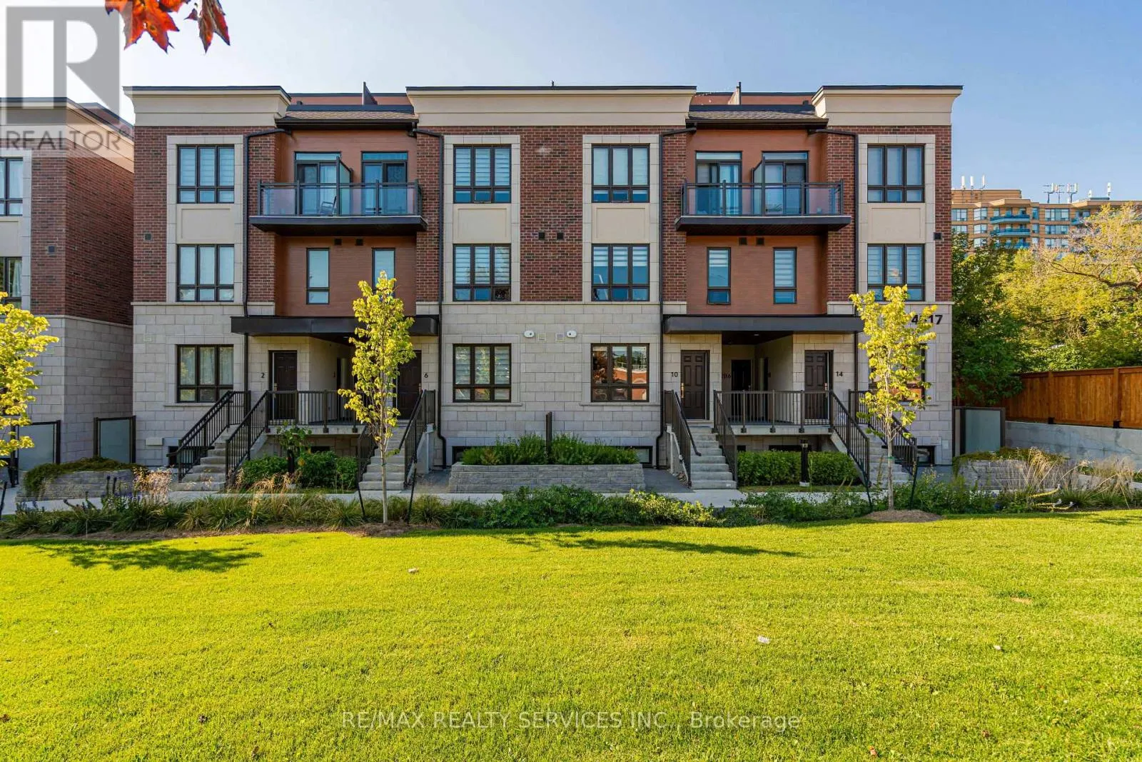 16 - 4017 HICKORY DRIVE