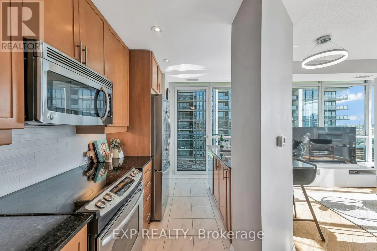 611 - 1055 SOUTHDOWN ROAD