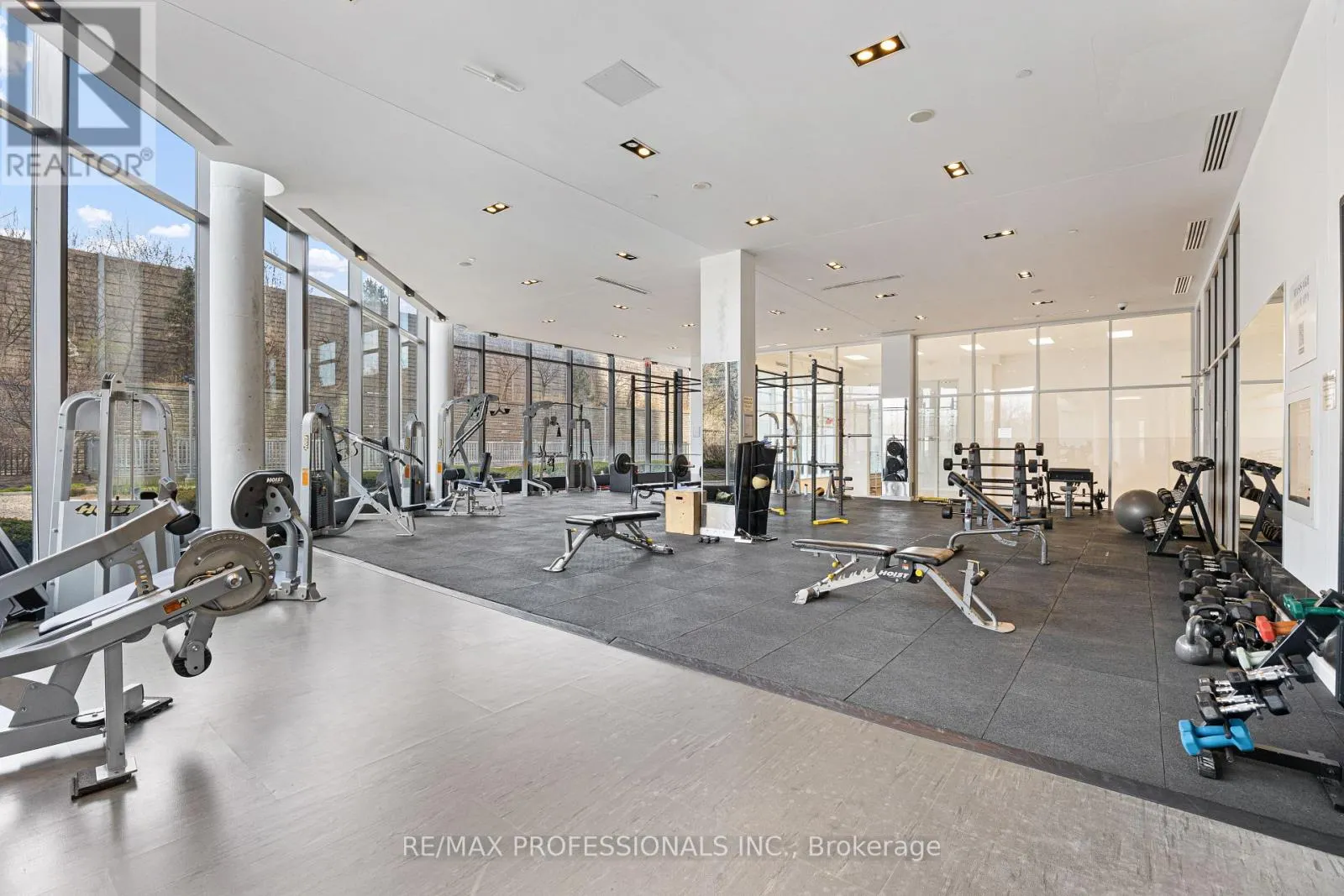 2016 - 88 PARK LAWN ROAD