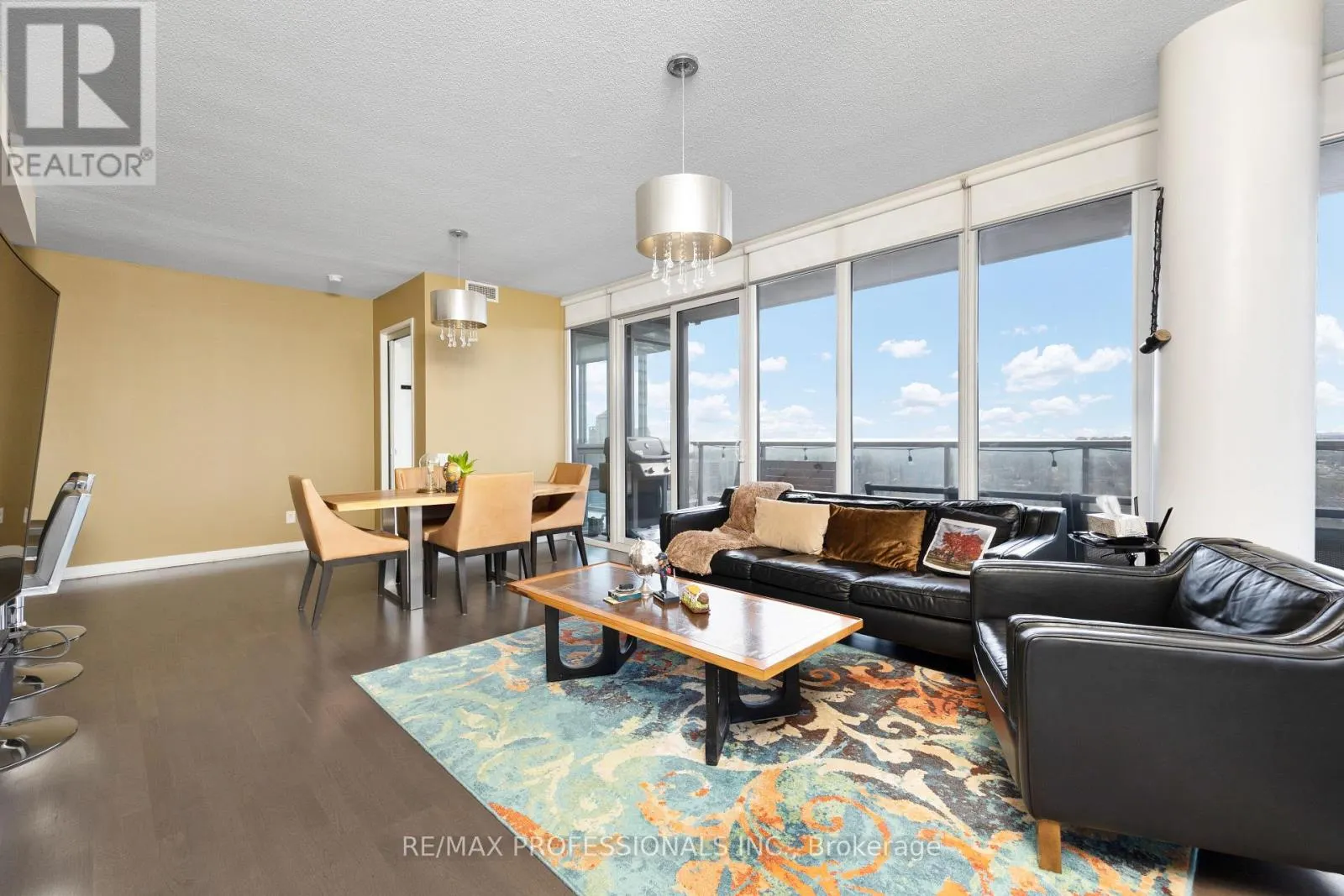 2016 - 88 PARK LAWN ROAD