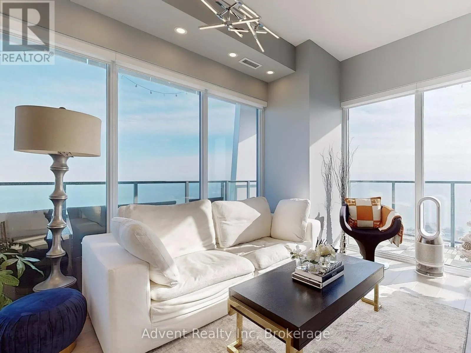 LPH07A - 30 SHORE BREEZE DRIVE