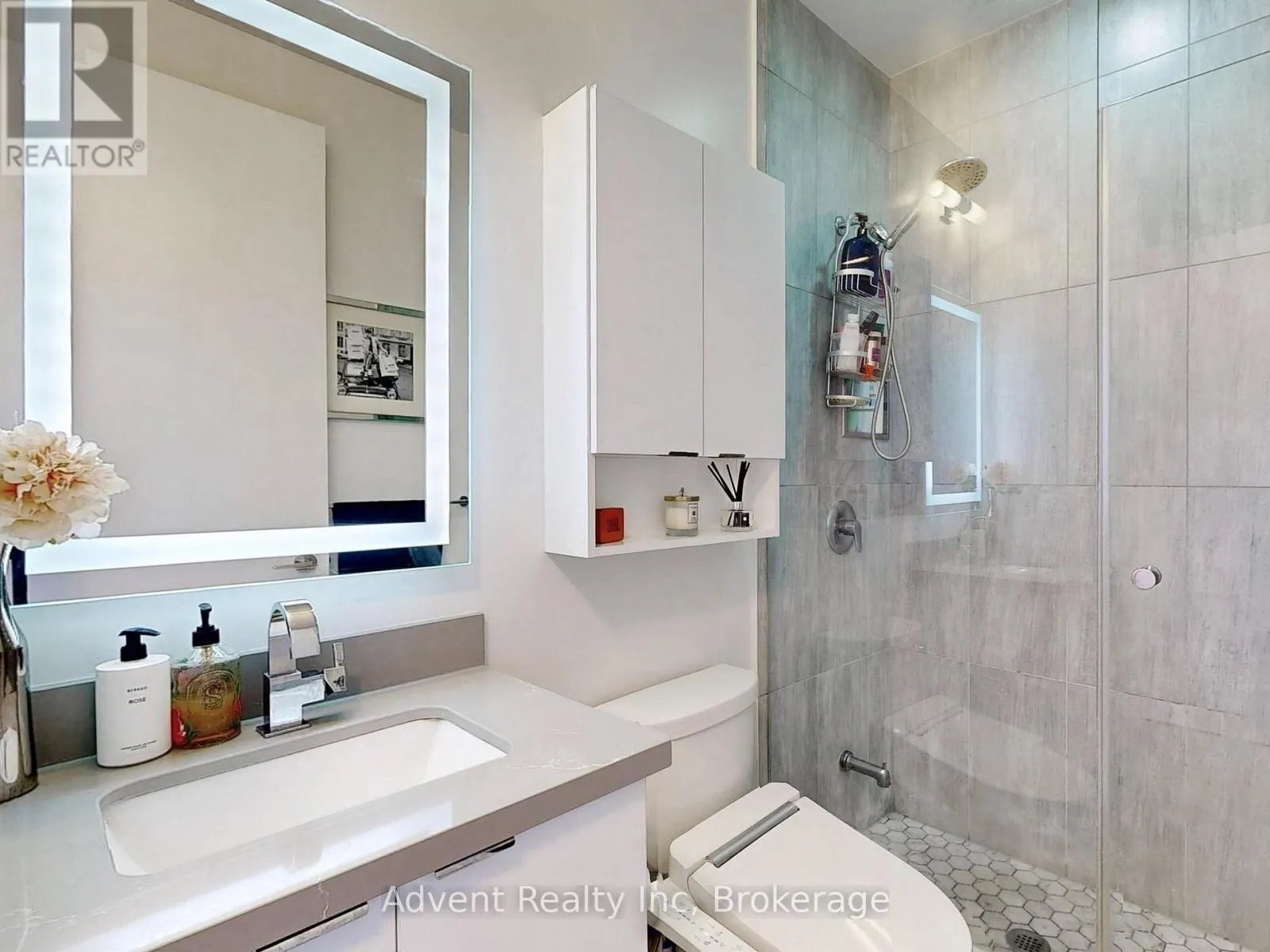LPH07A - 30 SHORE BREEZE DRIVE