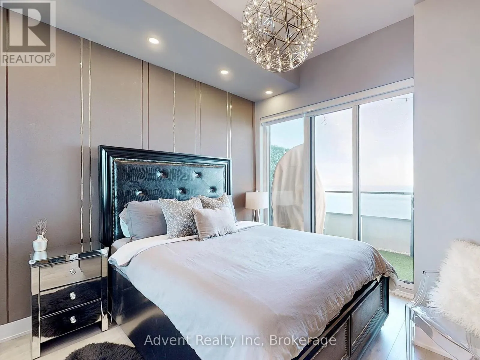 LPH07A - 30 SHORE BREEZE DRIVE