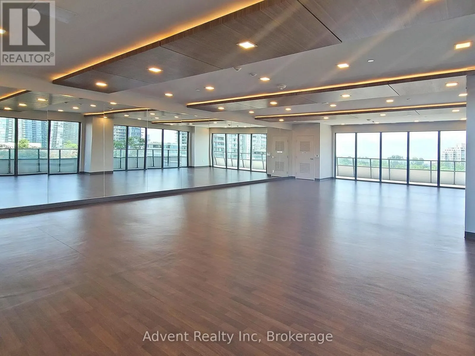 LPH07A - 30 SHORE BREEZE DRIVE