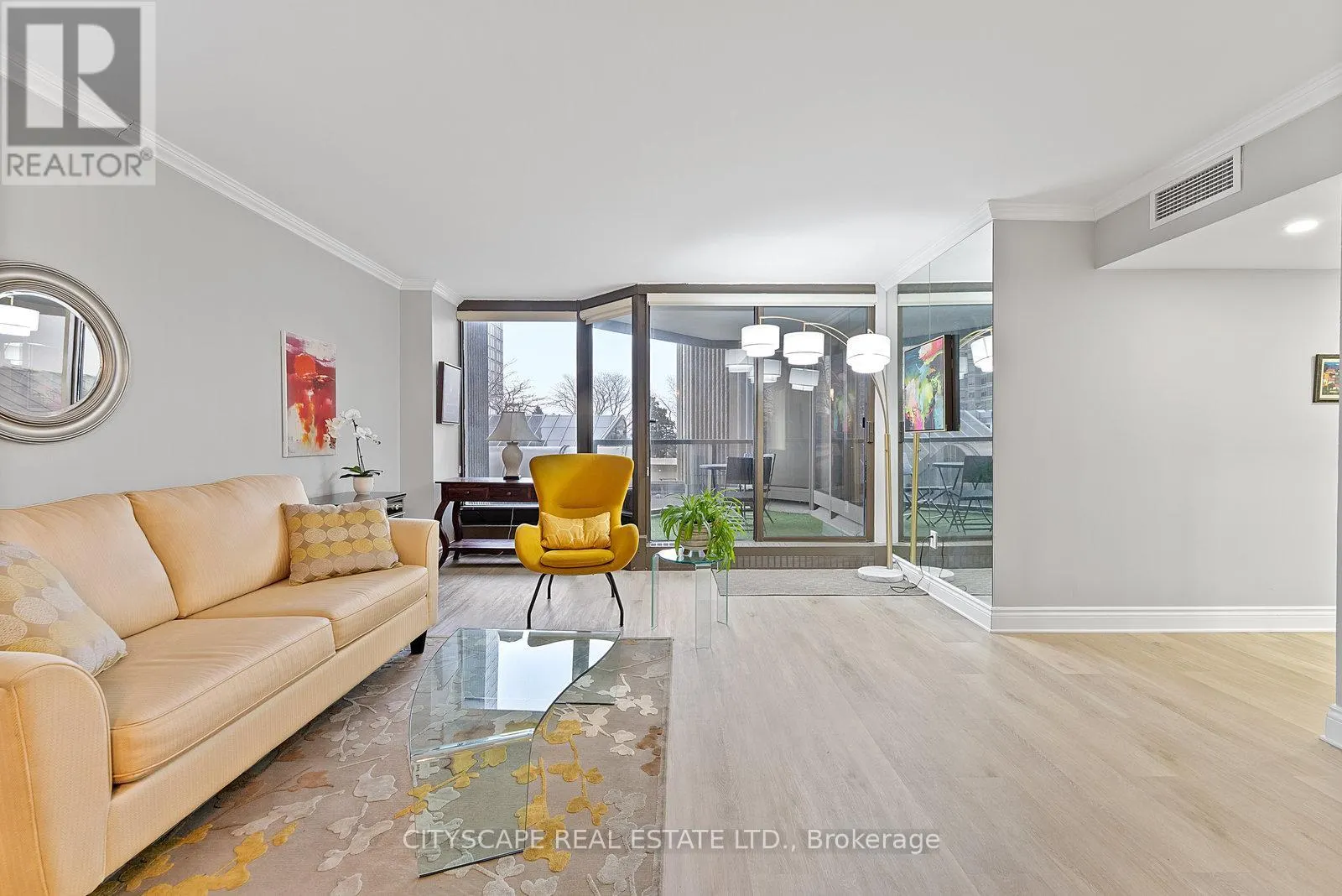 202 - 2045 LAKE SHORE BOULEVARD W