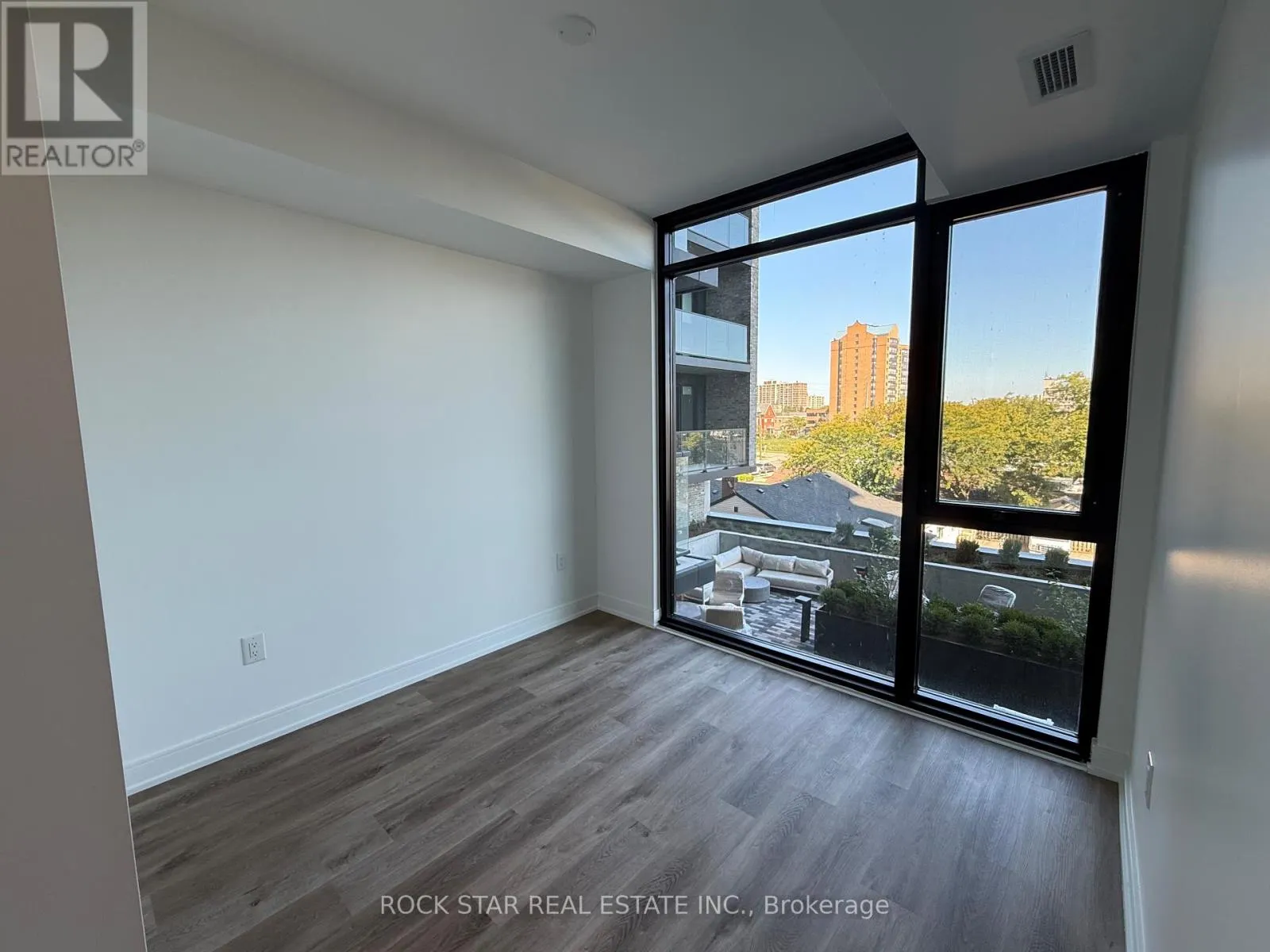 329 - 3009 NOVAR ROAD