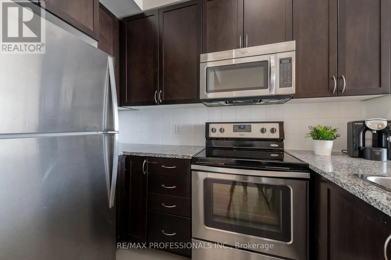 1511 - 339 RATHBURN ROAD