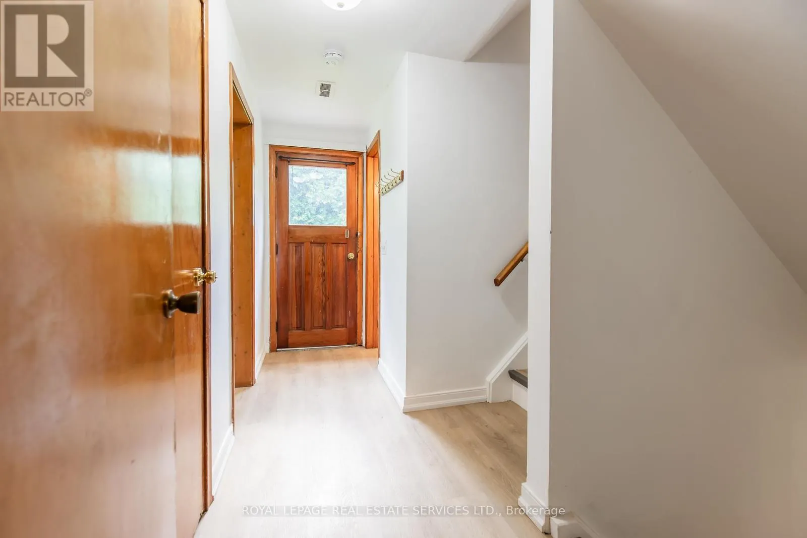 UNIT #2 - 227 LAKESHORE ROAD W