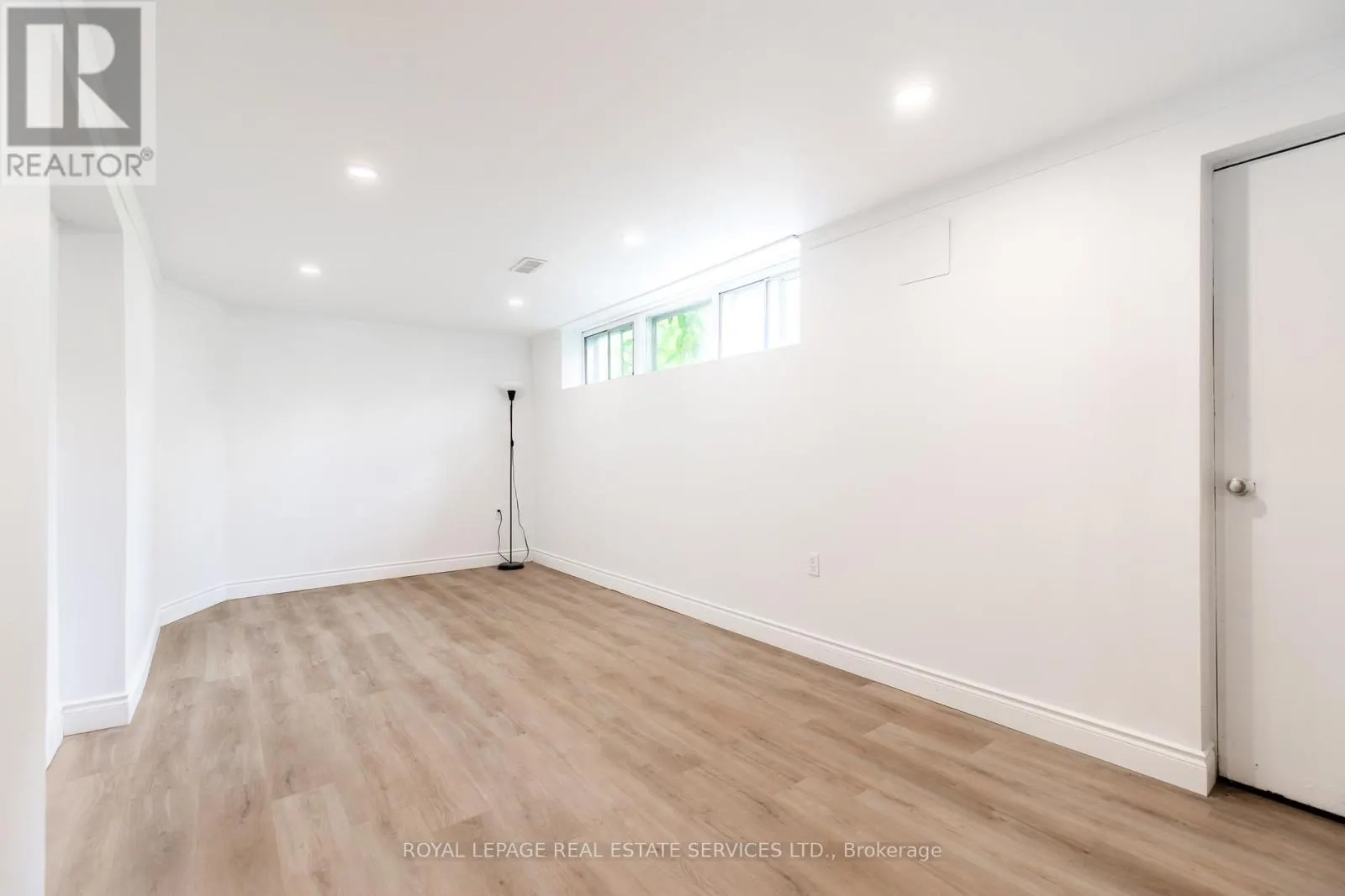 UNIT #2 - 227 LAKESHORE ROAD W