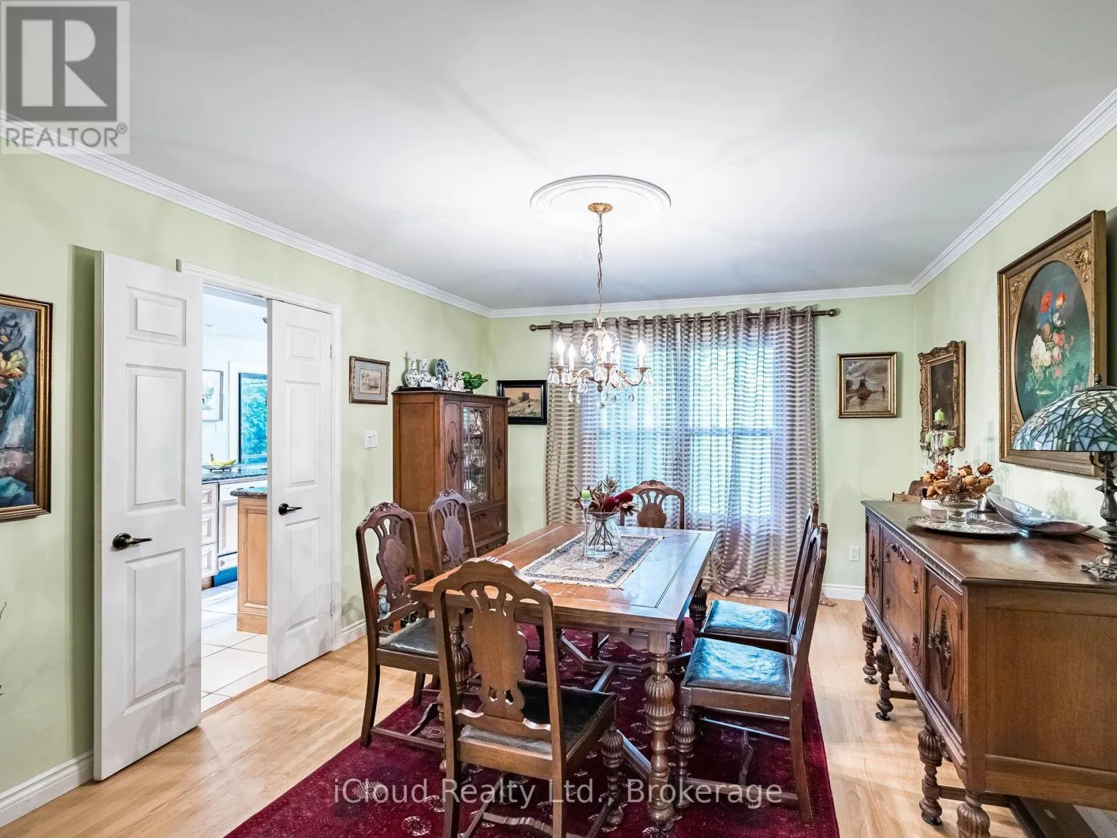 1529 BALLYCLARE DRIVE