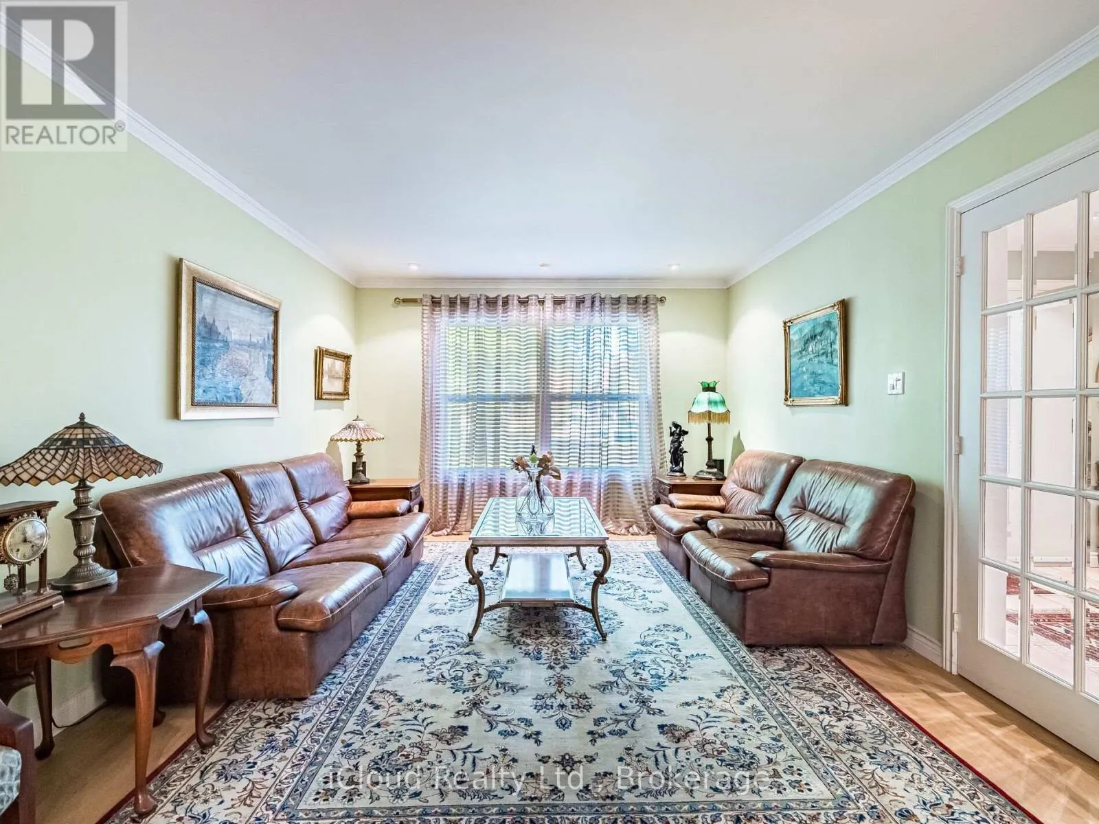 1529 BALLYCLARE DRIVE