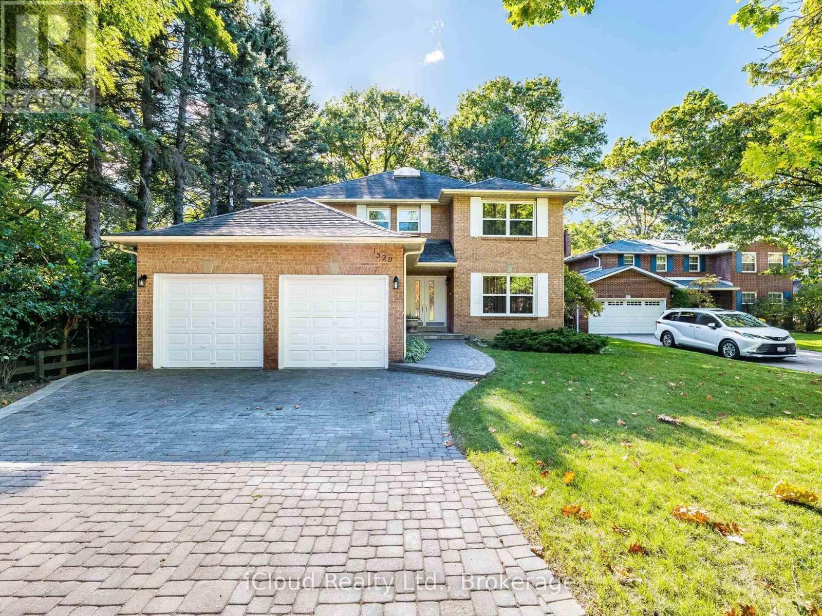1529 BALLYCLARE DRIVE