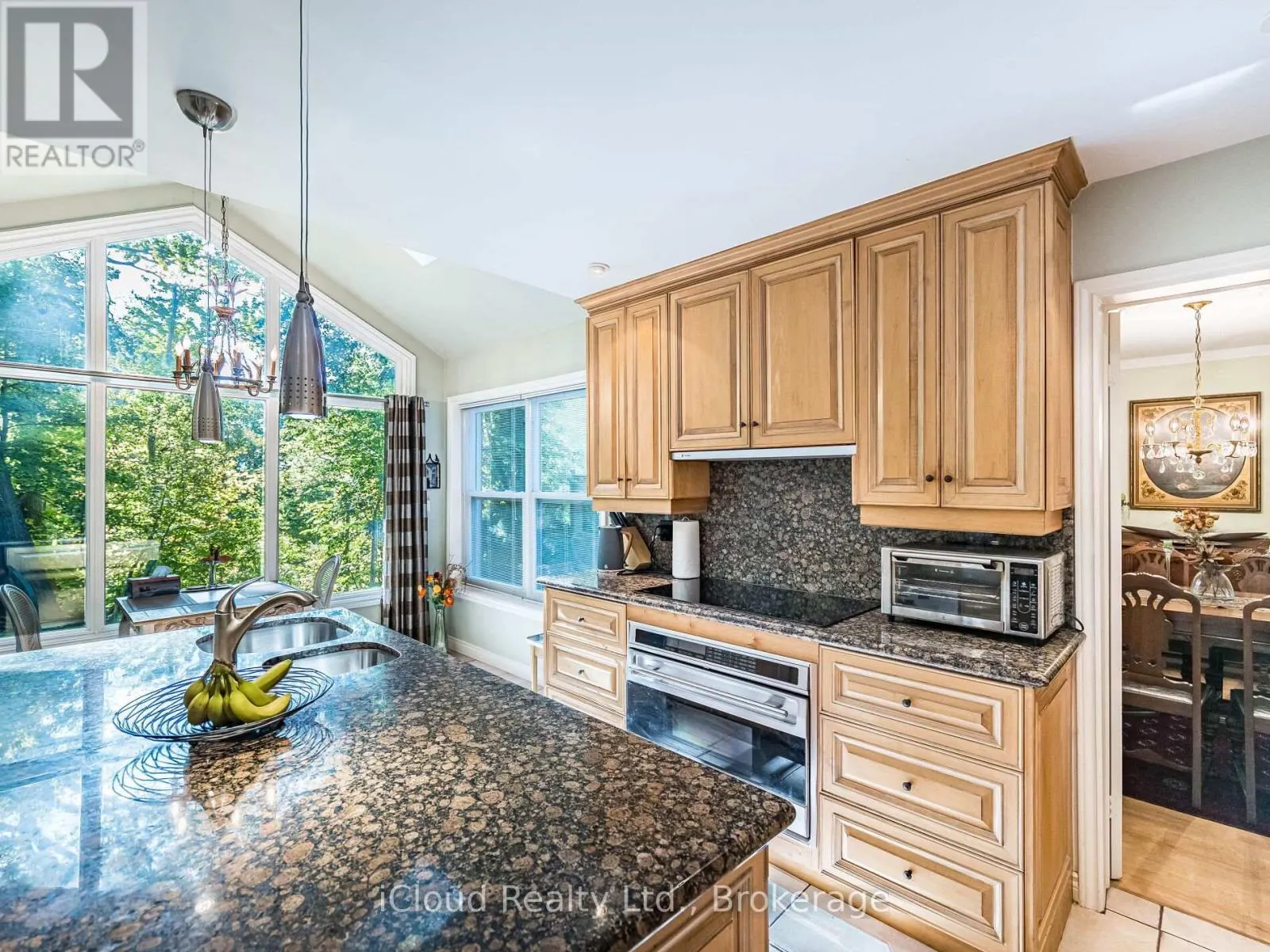 1529 BALLYCLARE DRIVE