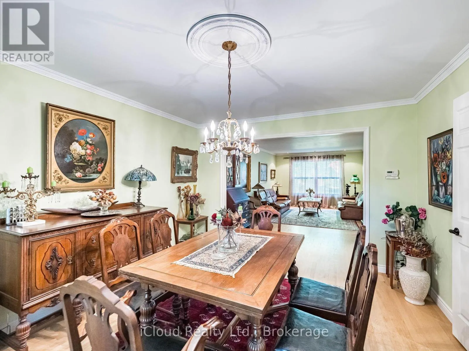 1529 BALLYCLARE DRIVE