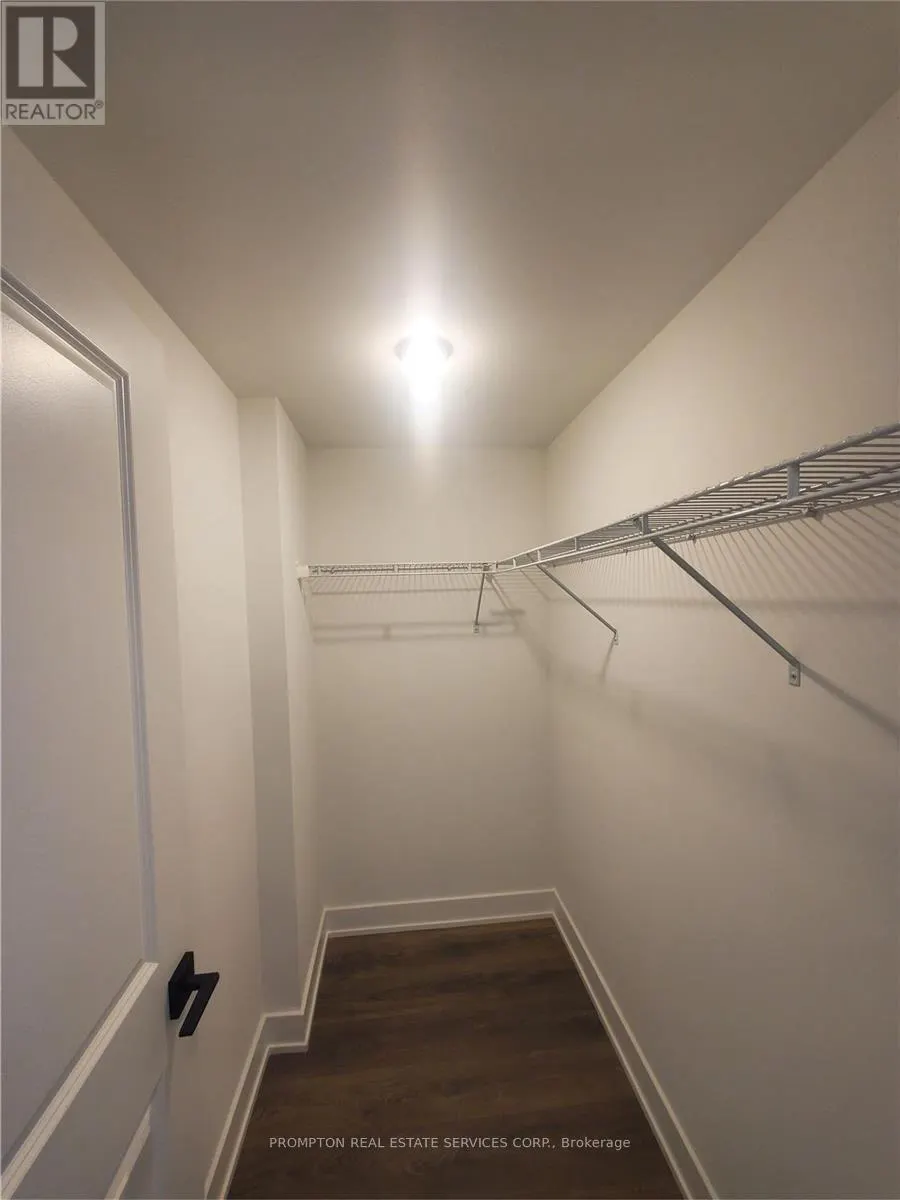 #1204 - 2481 TAUNTON ROAD