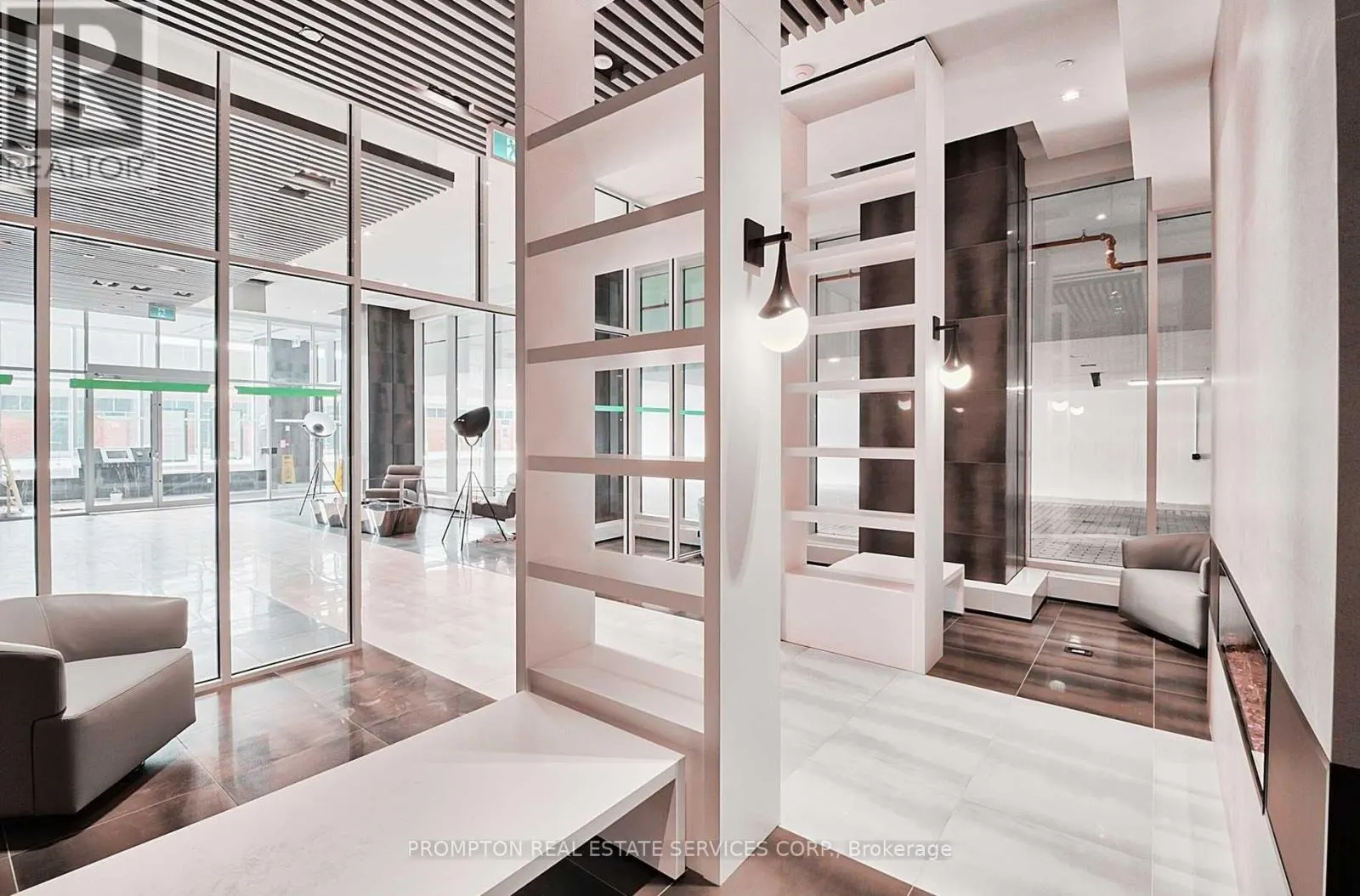 #1204 - 2481 TAUNTON ROAD