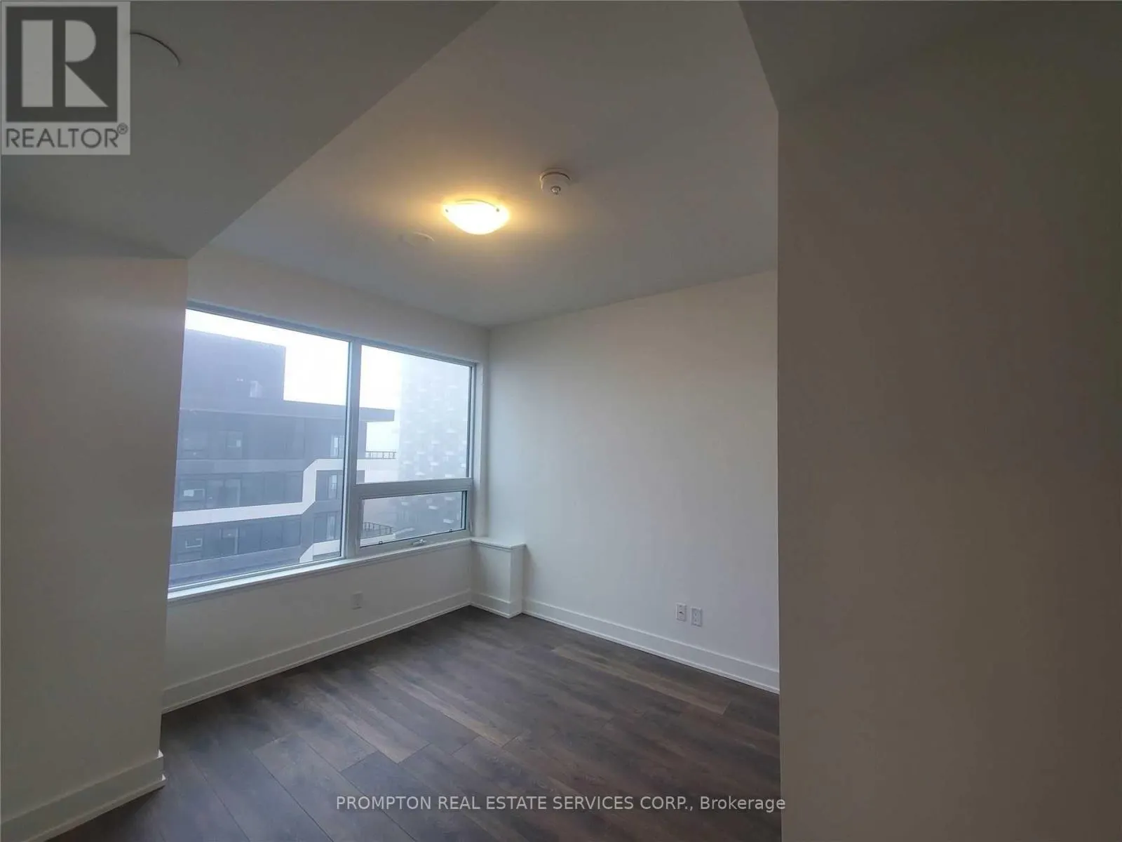 #1204 - 2481 TAUNTON ROAD