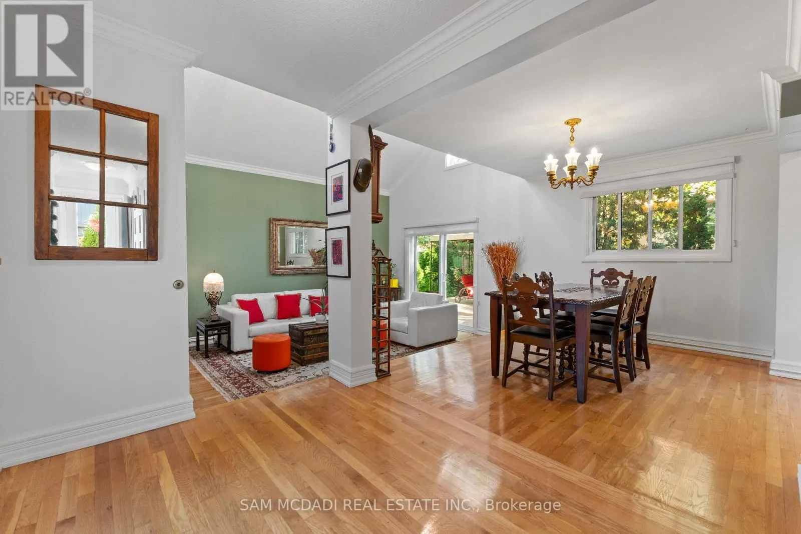 7 PIERPONT PLACE