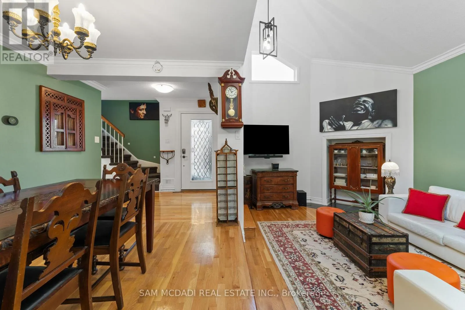 7 PIERPONT PLACE