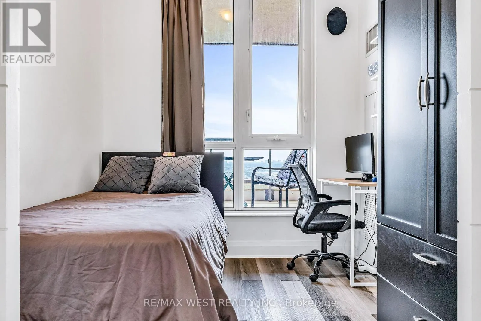 2308 - 15 ZORRA STREET