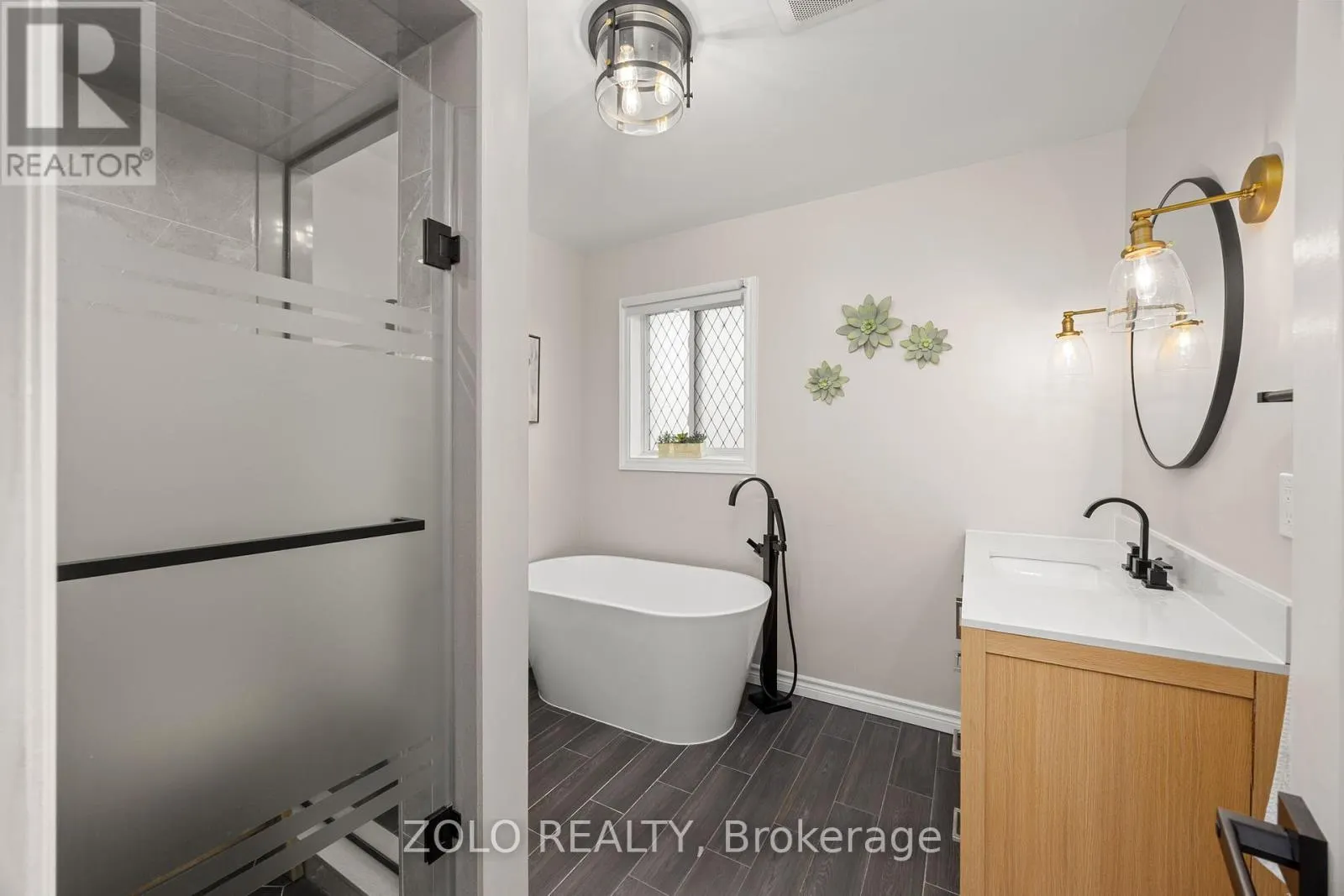 49 SANDYSHORES DRIVE