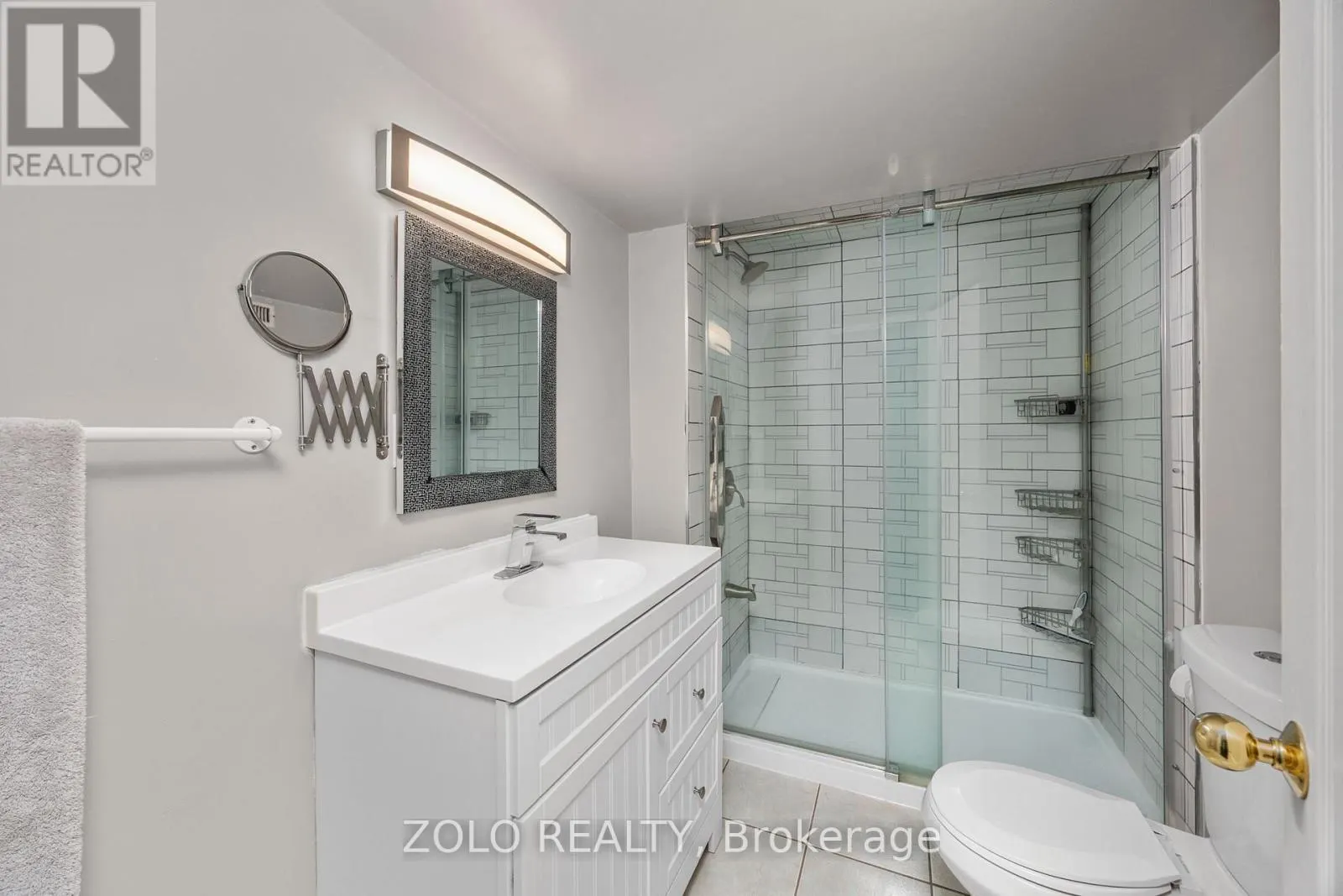 49 SANDYSHORES DRIVE