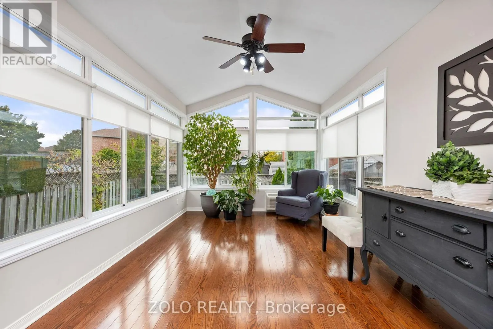 49 SANDYSHORES DRIVE