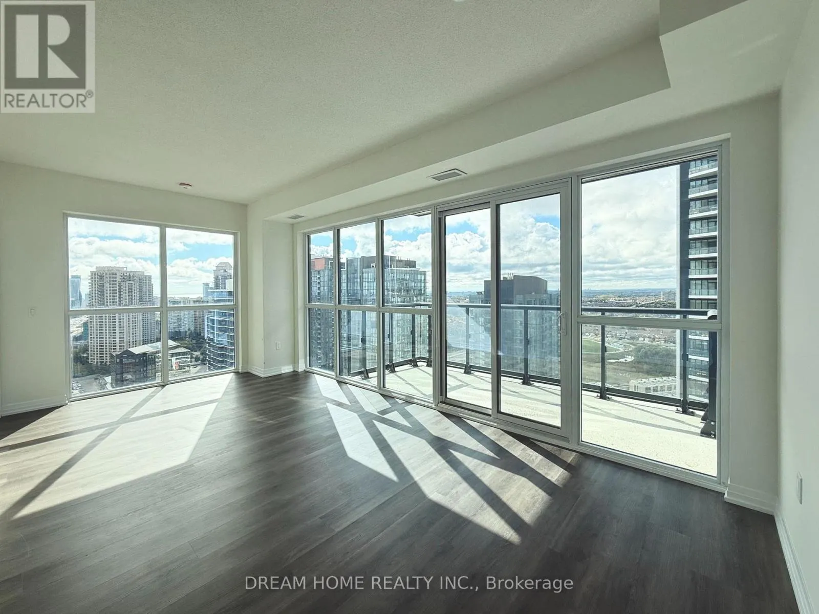 2304 - 15 WATERGARDEN DRIVE