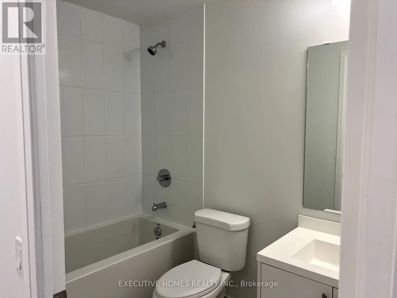 427 - 421 SILVER MAPLE ROAD