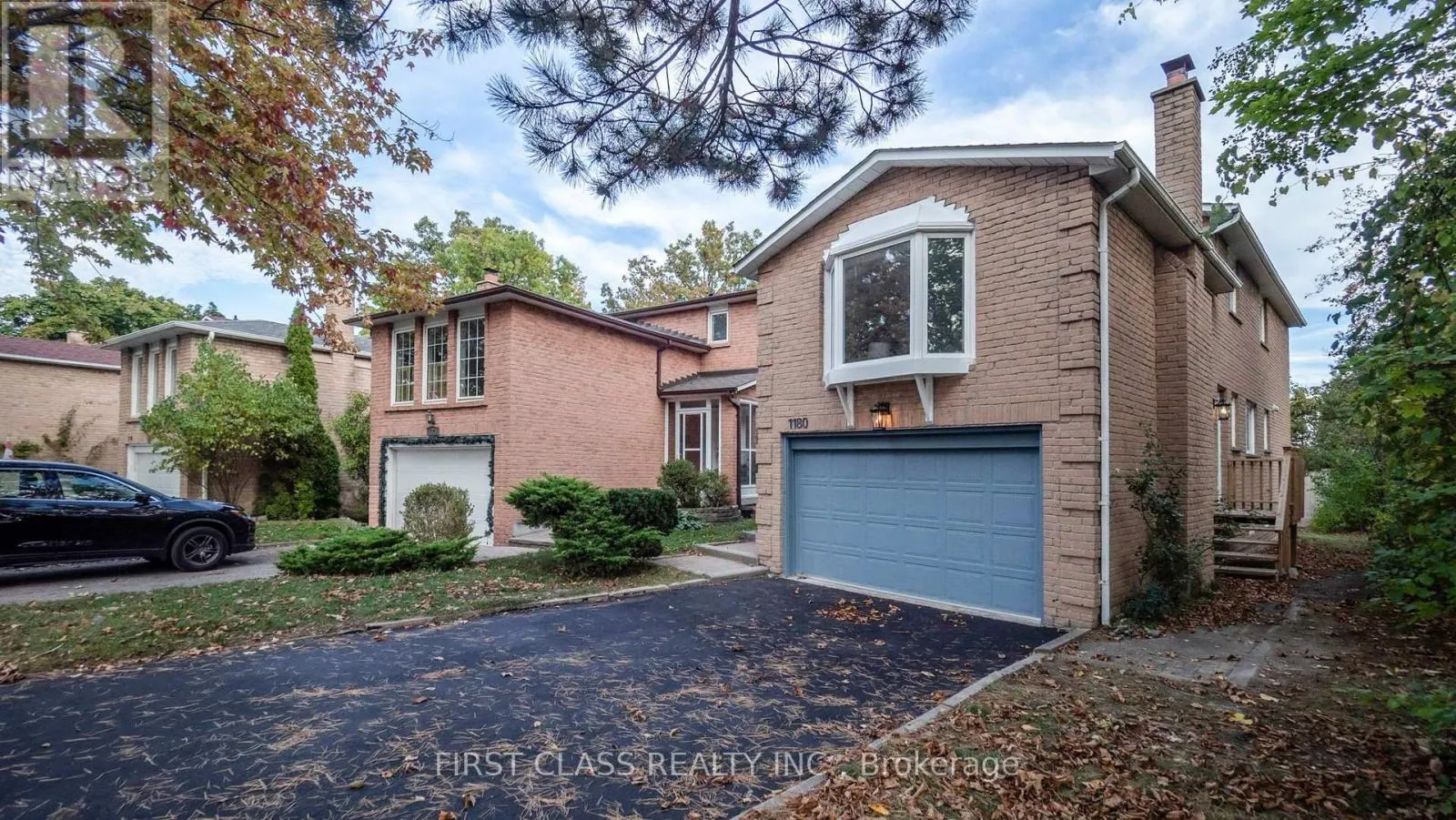 1180 SHAGBARK CRESCENT