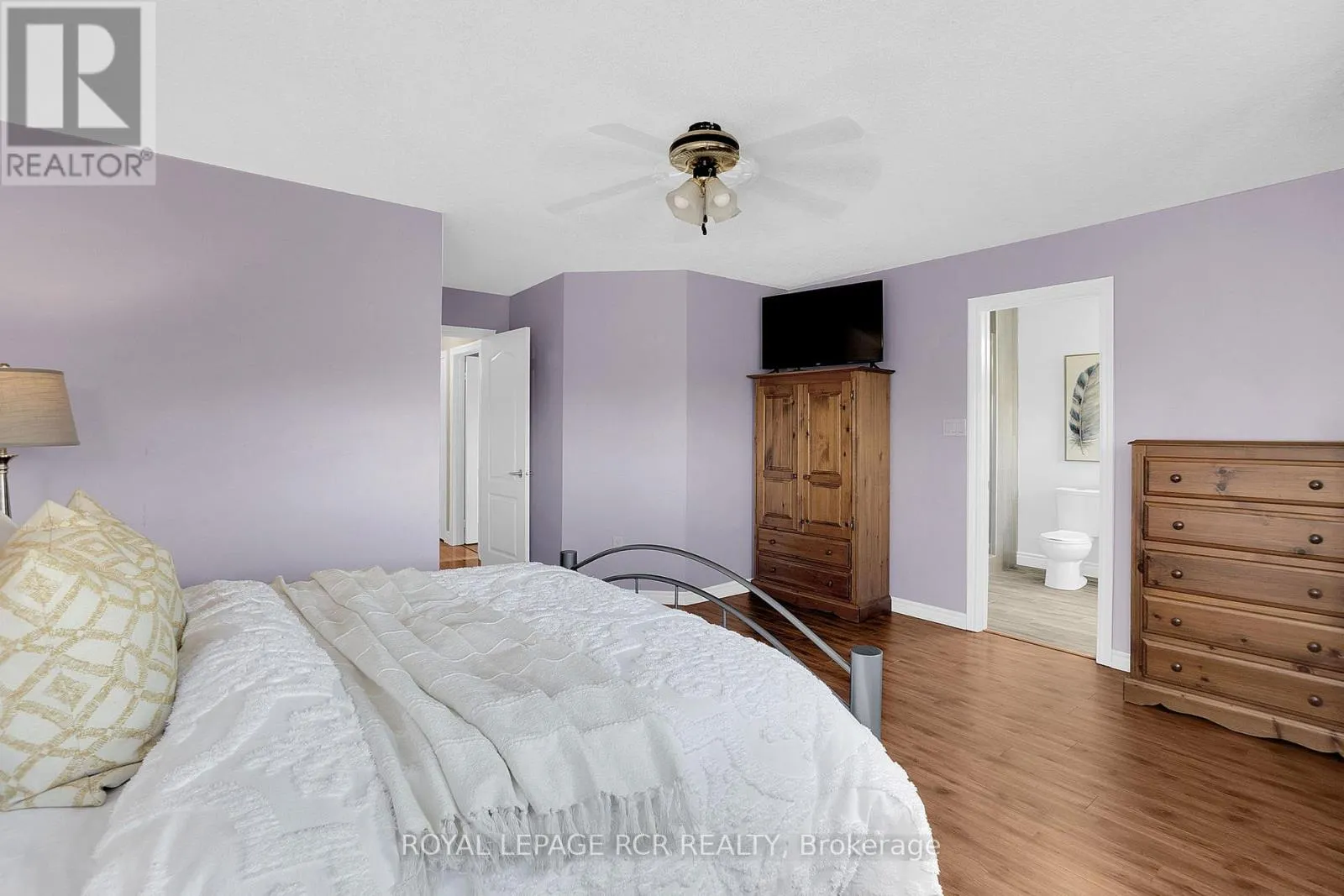 15 JACK KENNY COURT