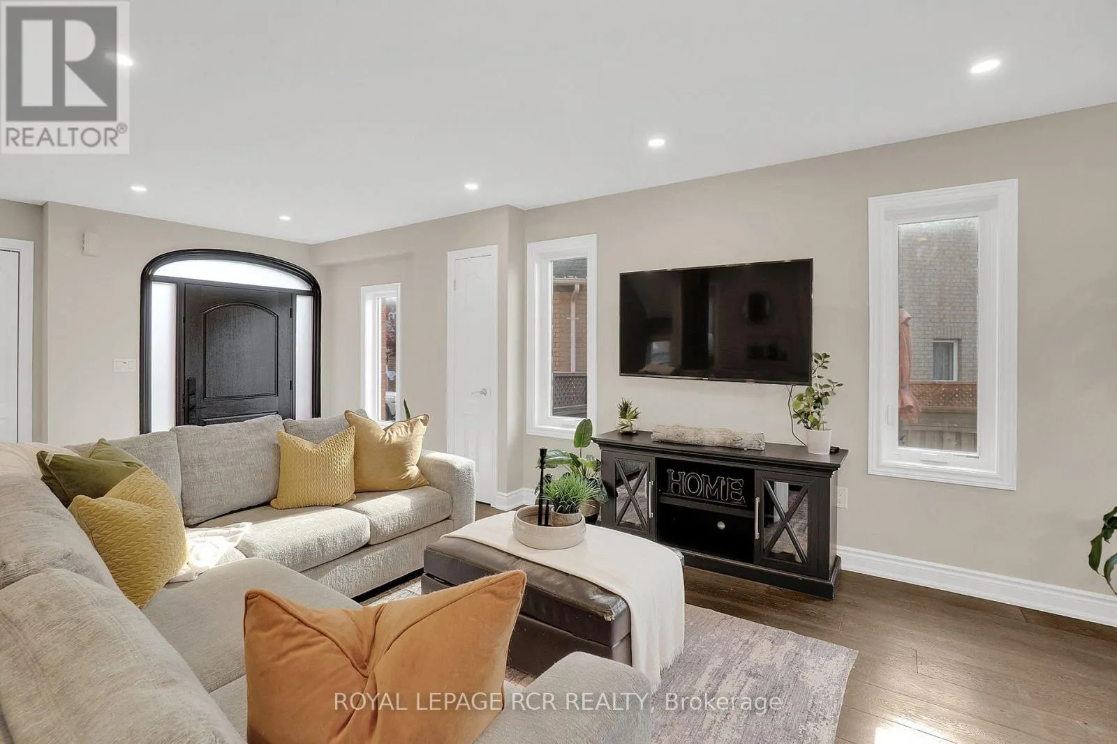15 JACK KENNY COURT