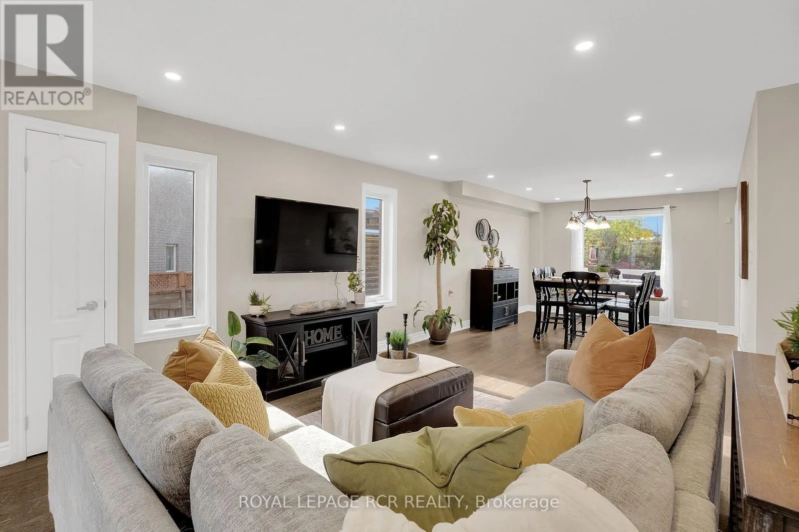 15 JACK KENNY COURT