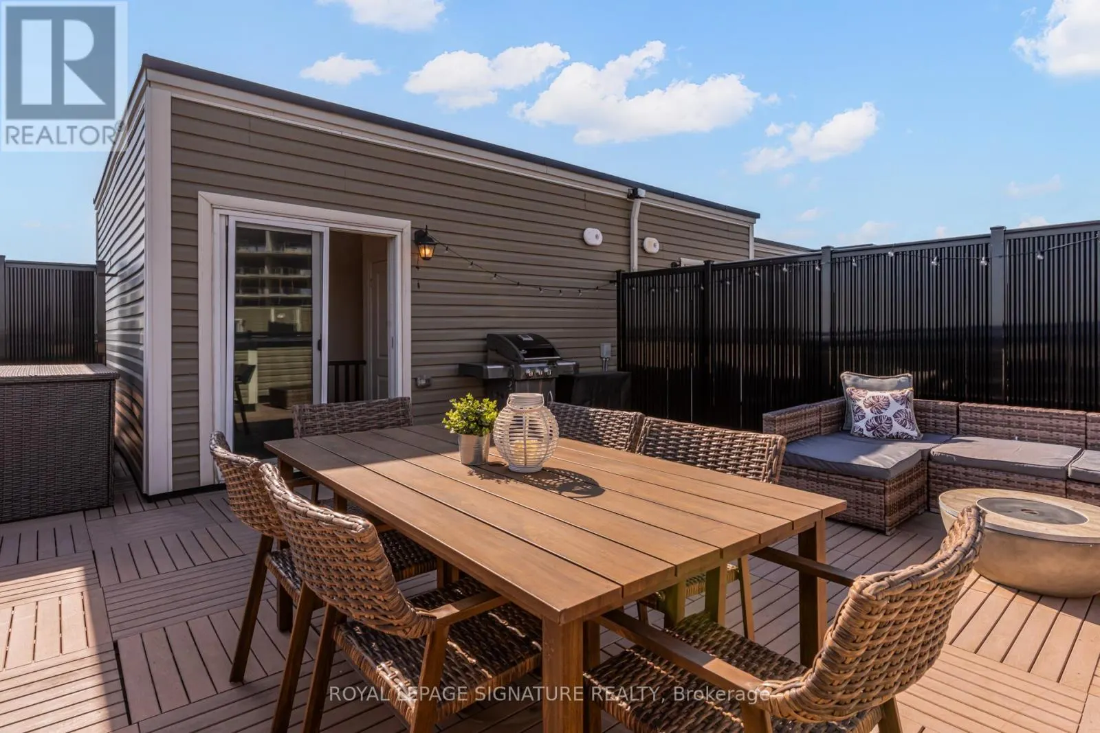 25 - 2199 LILLYKIN STREET
