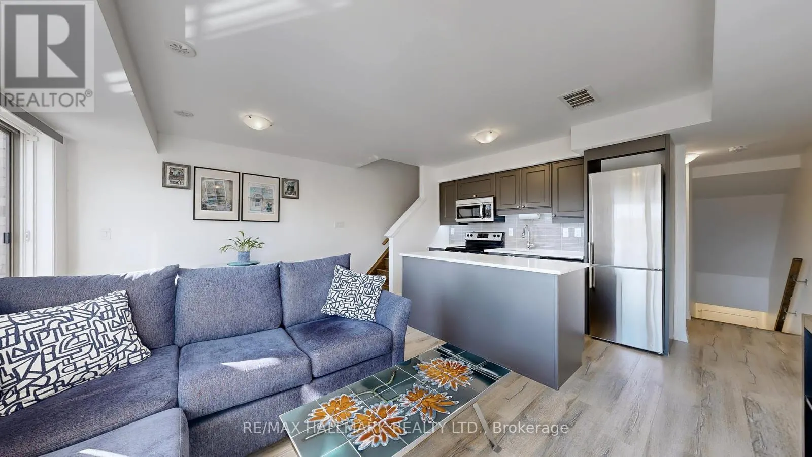 8 - 171 WILLIAM DUNCAN ROAD
