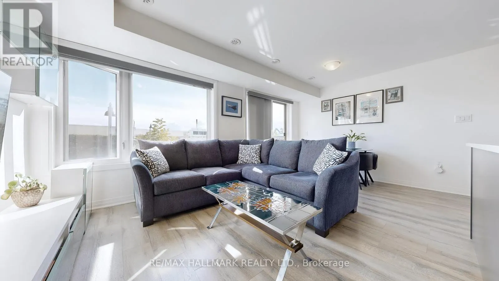 8 - 171 WILLIAM DUNCAN ROAD